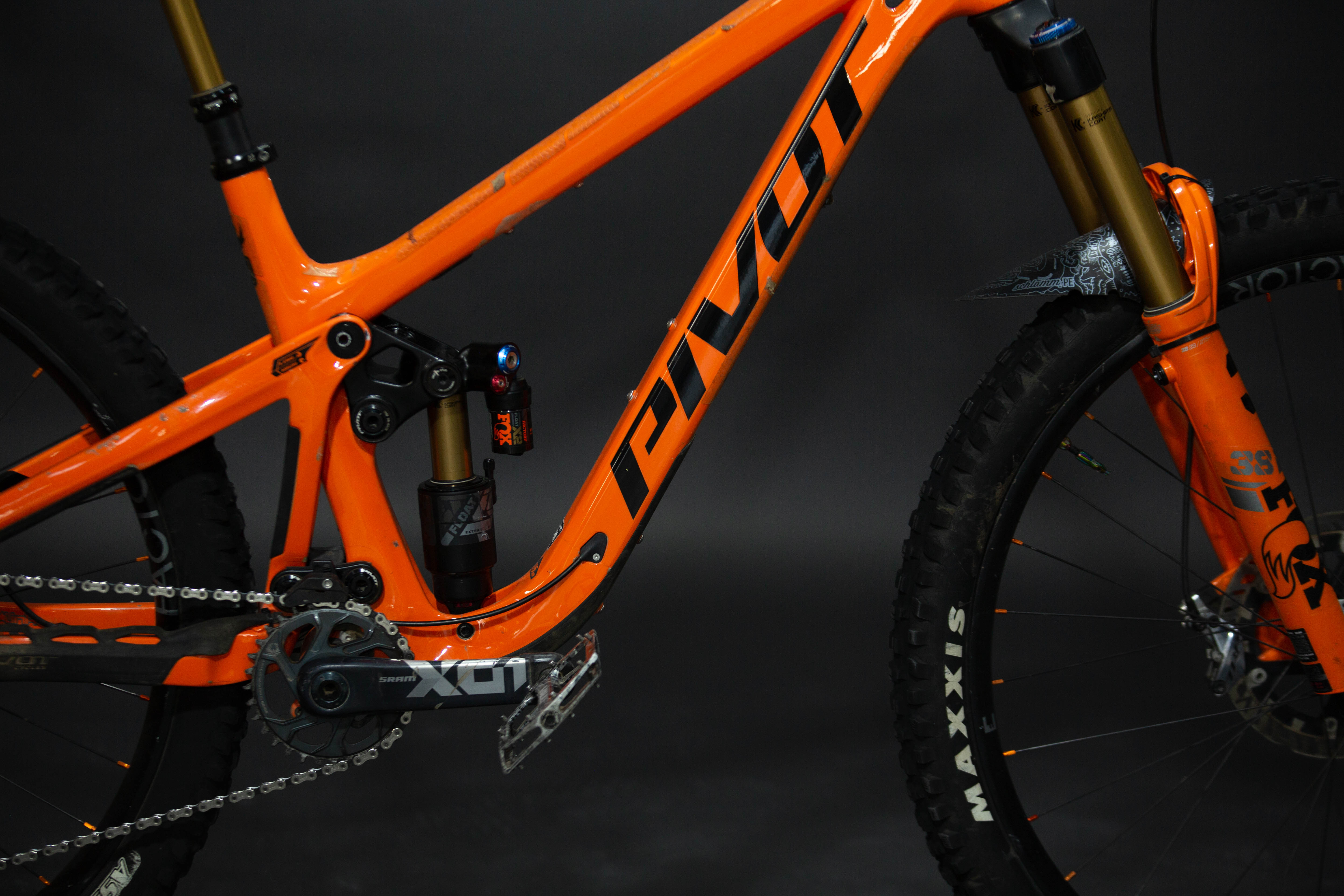 Bicicleta De Montaña Doble Suspensión Pivot Cycles Firebird 29" Talla Medium (2022) Seminueva
