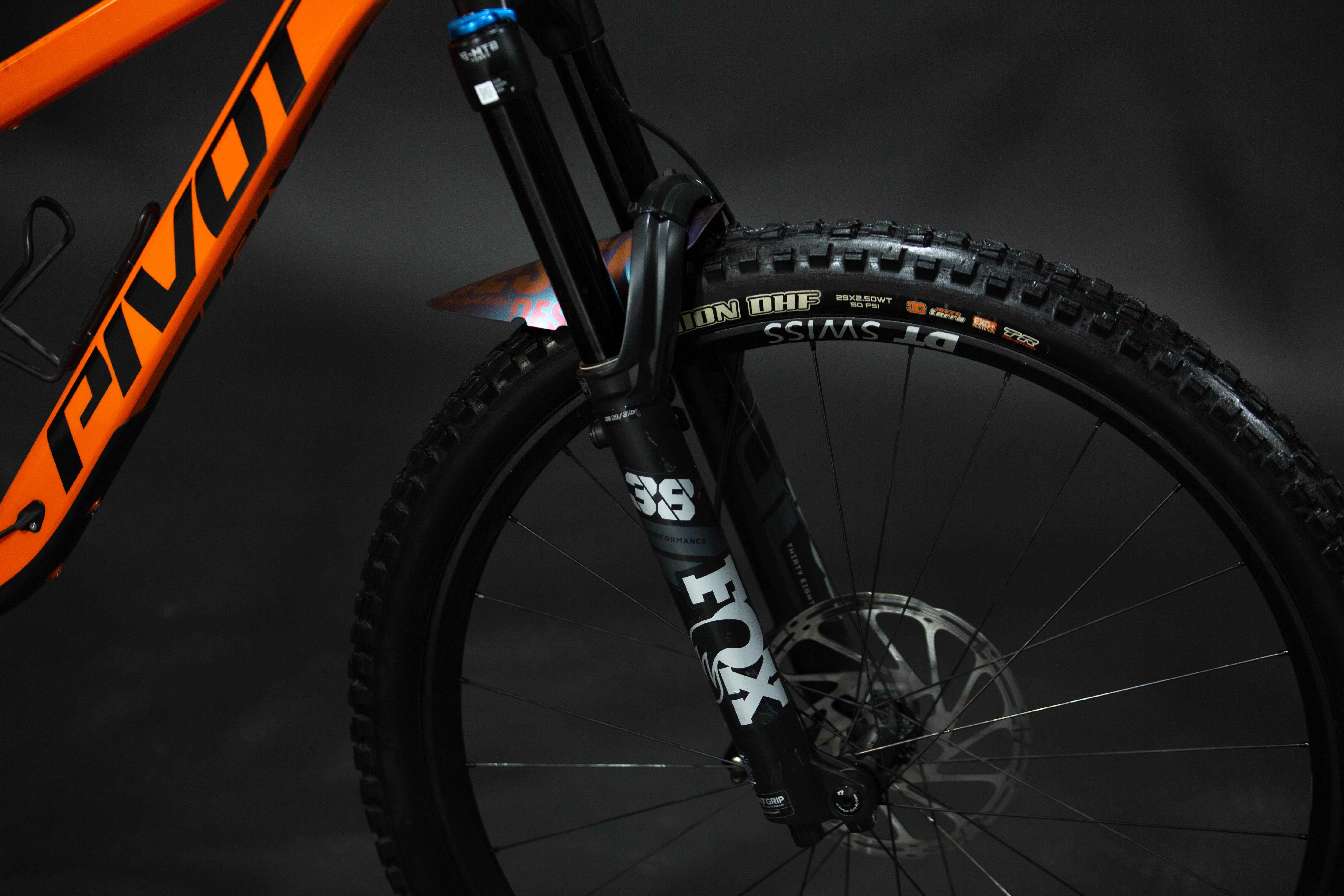 Bicicleta De Montaña Doble Suspensión Pivot Cycles Firebird 29" Talla Medium (2022) Seminueva