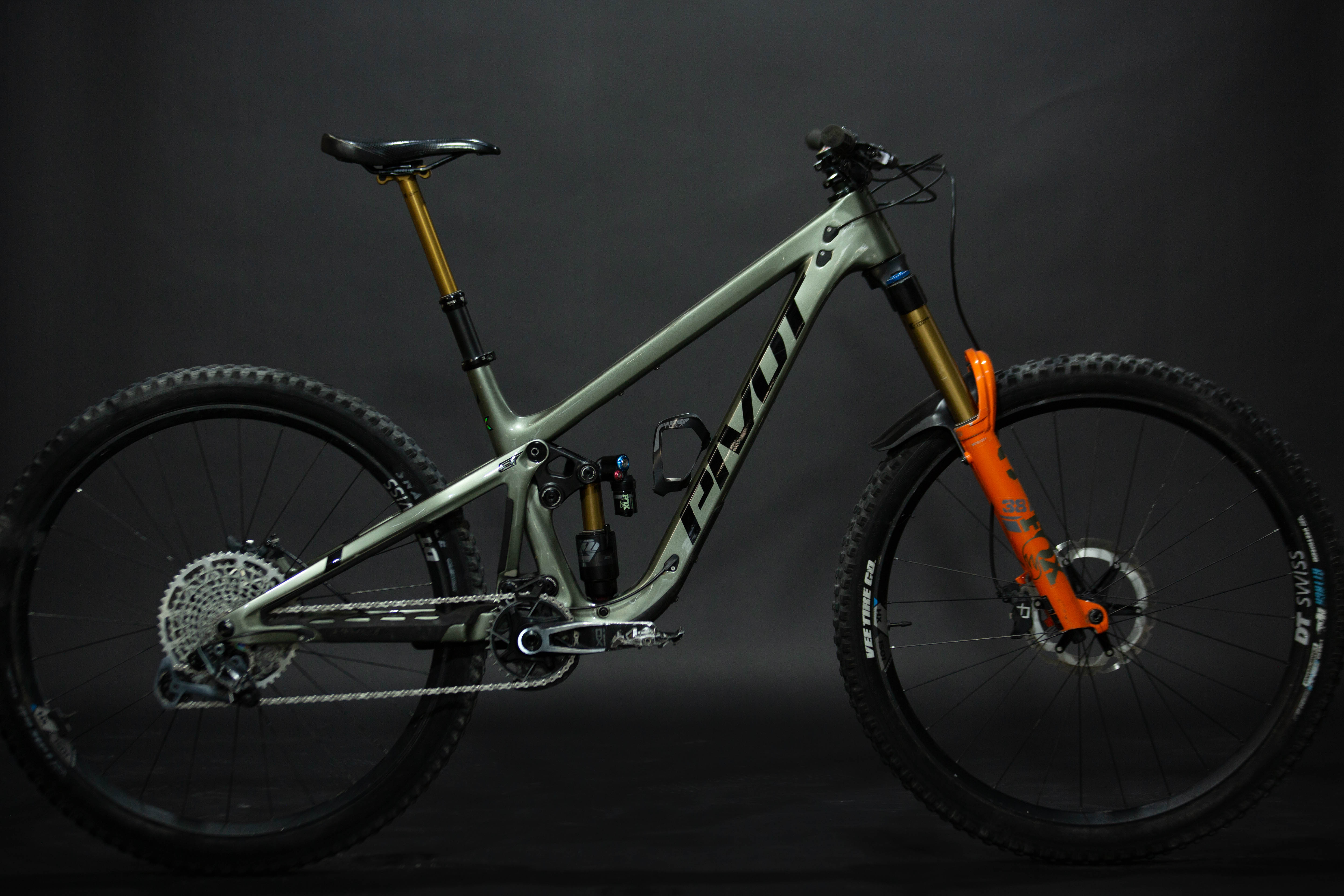 Bicicleta De Montaña Doble Suspensión Pivot Cycles Firebird 29" Talla Medium (2024) Seminueva