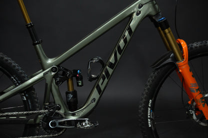 Bicicleta De Montaña Doble Suspensión Pivot Cycles Firebird 29" Talla Medium (2024) Seminueva