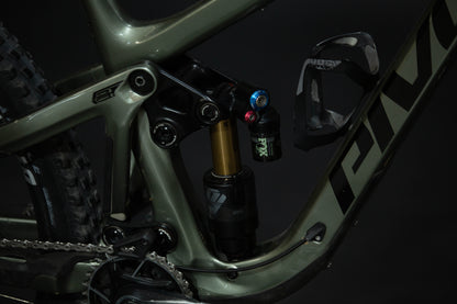 Bicicleta De Montaña Doble Suspensión Pivot Cycles Firebird 29" Talla Medium (2024) Seminueva