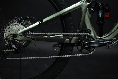 Bicicleta De Montaña Doble Suspensión Pivot Cycles Firebird 29" Talla X-Large (2023) Seminueva