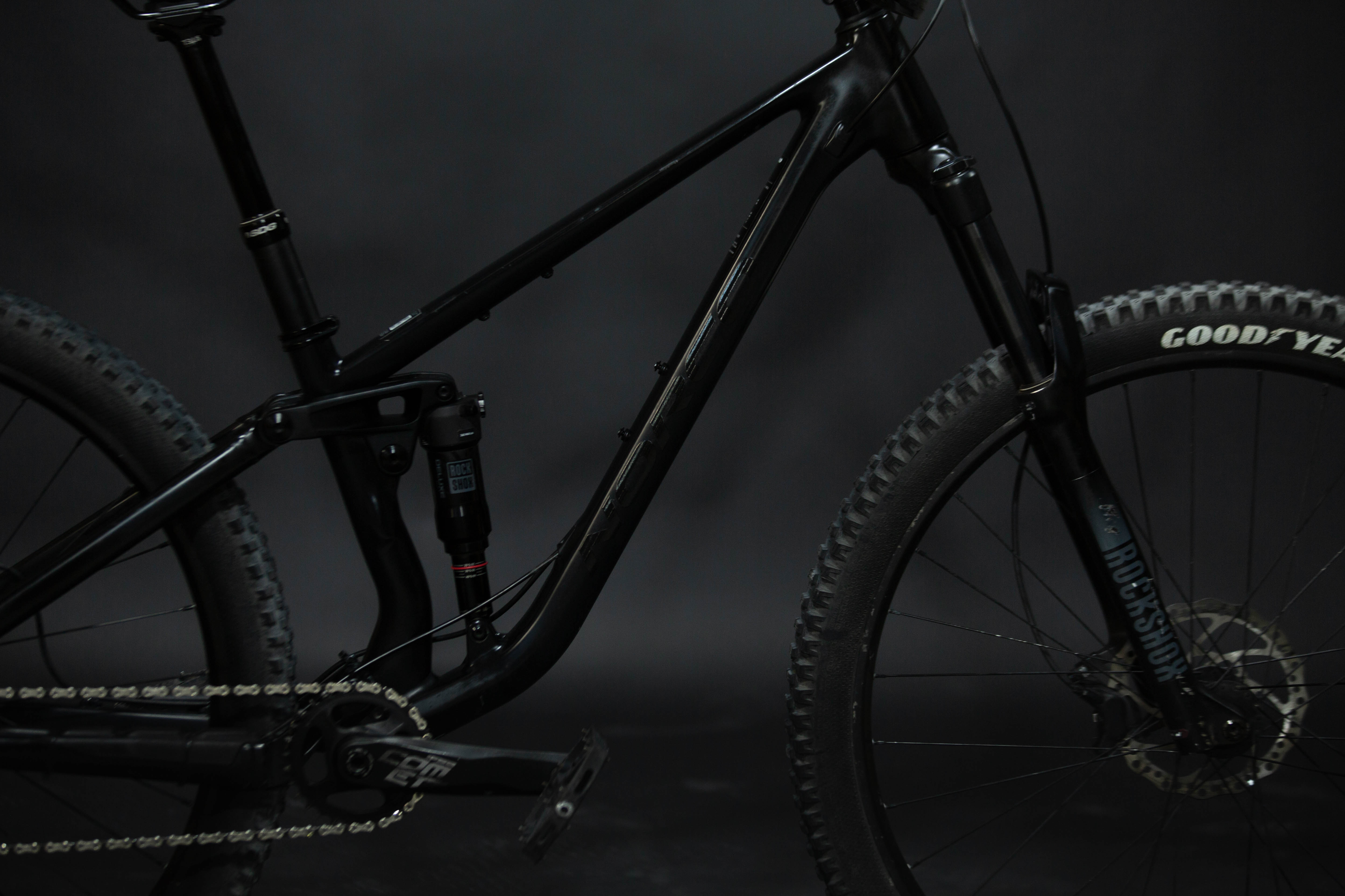Bicicleta De Montaña Doble Suspension Norco Fluid 29" Talla Small (2023) Seminueva