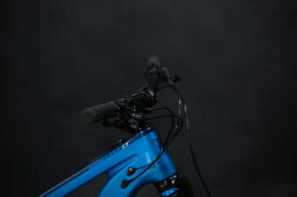 Bicicleta de Montaña Asistida Doble Suspensión Pivot Cycles Shuttle LT 29" Talla Large (2023) Seminueva