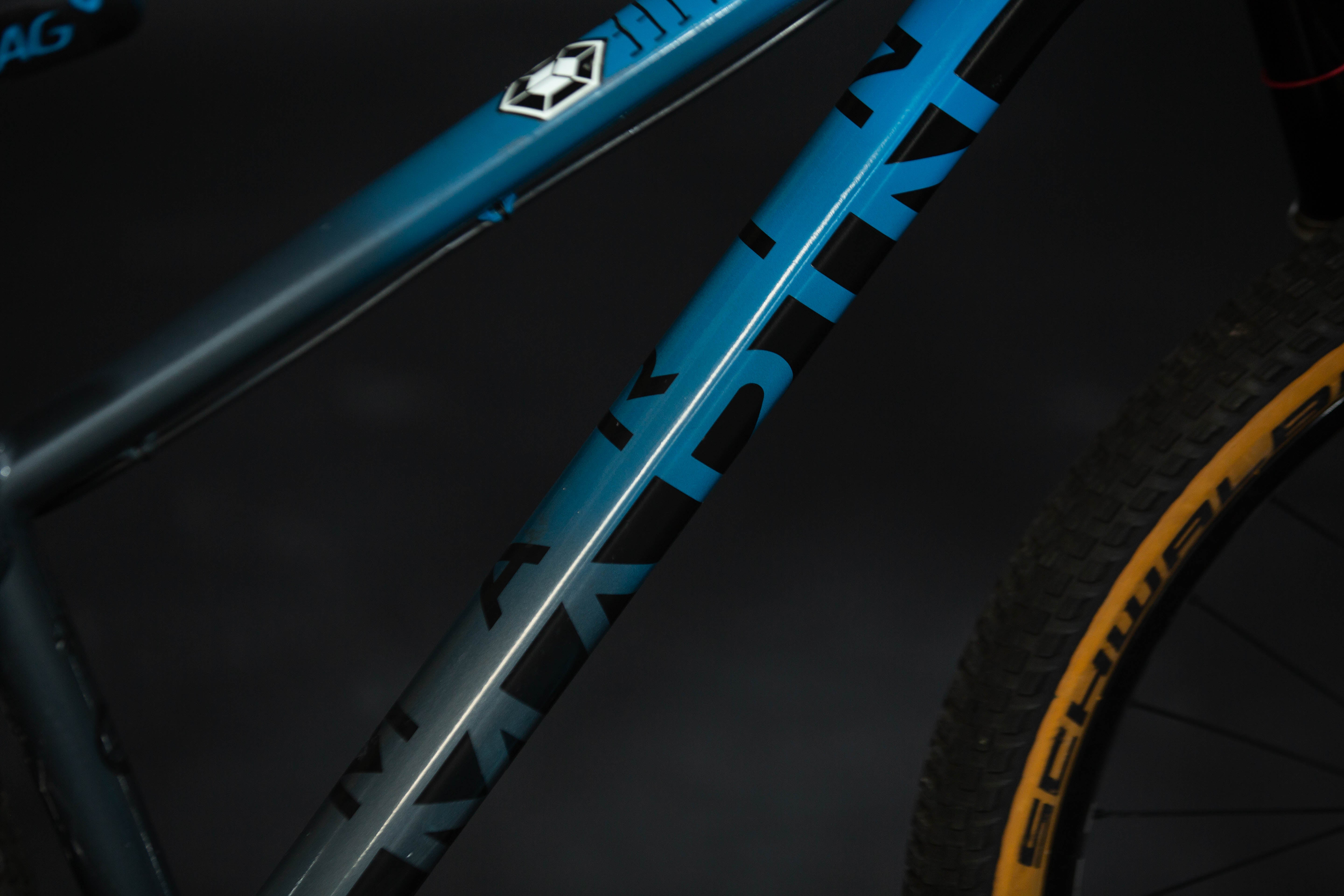 Bicicleta de ciudad Dirt Jump Marin Alcatraz Talla Regular Rodado 26" (2019) Seminueva