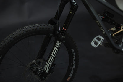 Bicicleta de Montaña Doble Suspension Commencal Clash 27.5" Talla Small (2021) Seminueva