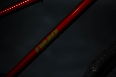 Bicicleta de ciudad Dirt Jump DMR Sect Pro Talla Regular Rodado 26" (2022) Seminueva