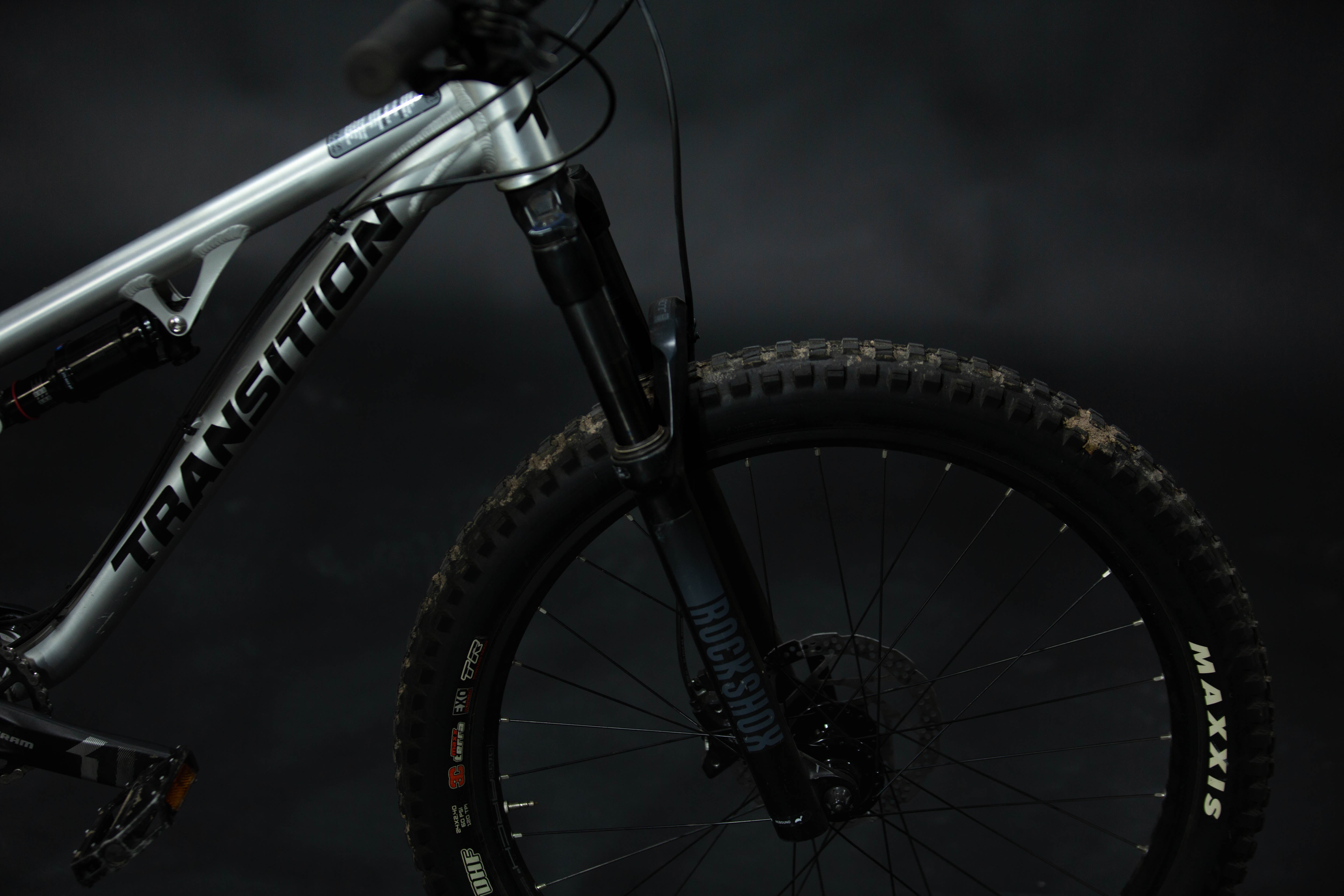 Bicicleta de Niños Montaña Doble Suspensión Transition Ripcord Talla Regular Rodado 24" (2022) Seminueva