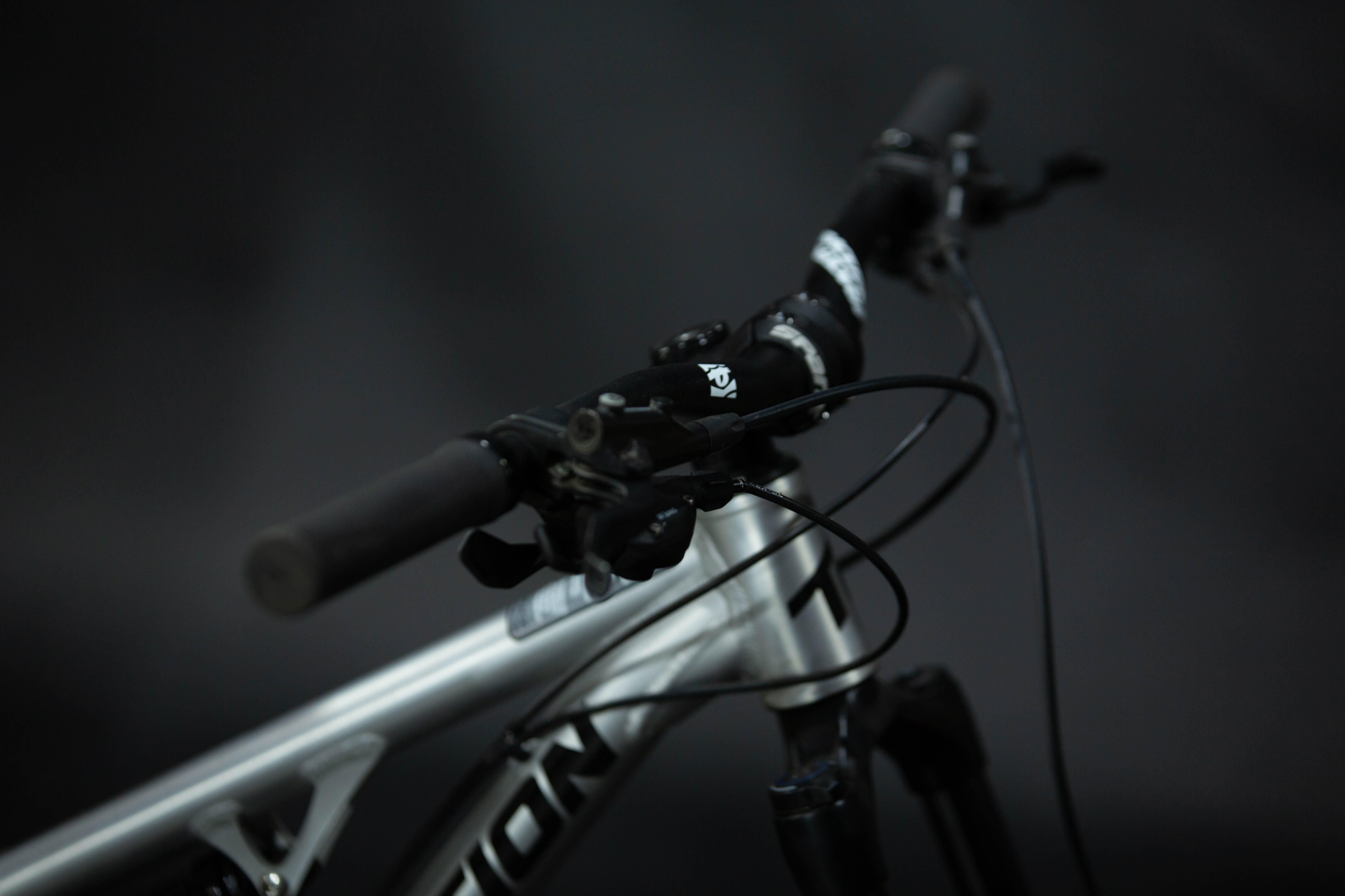 Bicicleta de Niños Montaña Doble Suspensión Transition Ripcord Talla Regular Rodado 24" (2022) Seminueva