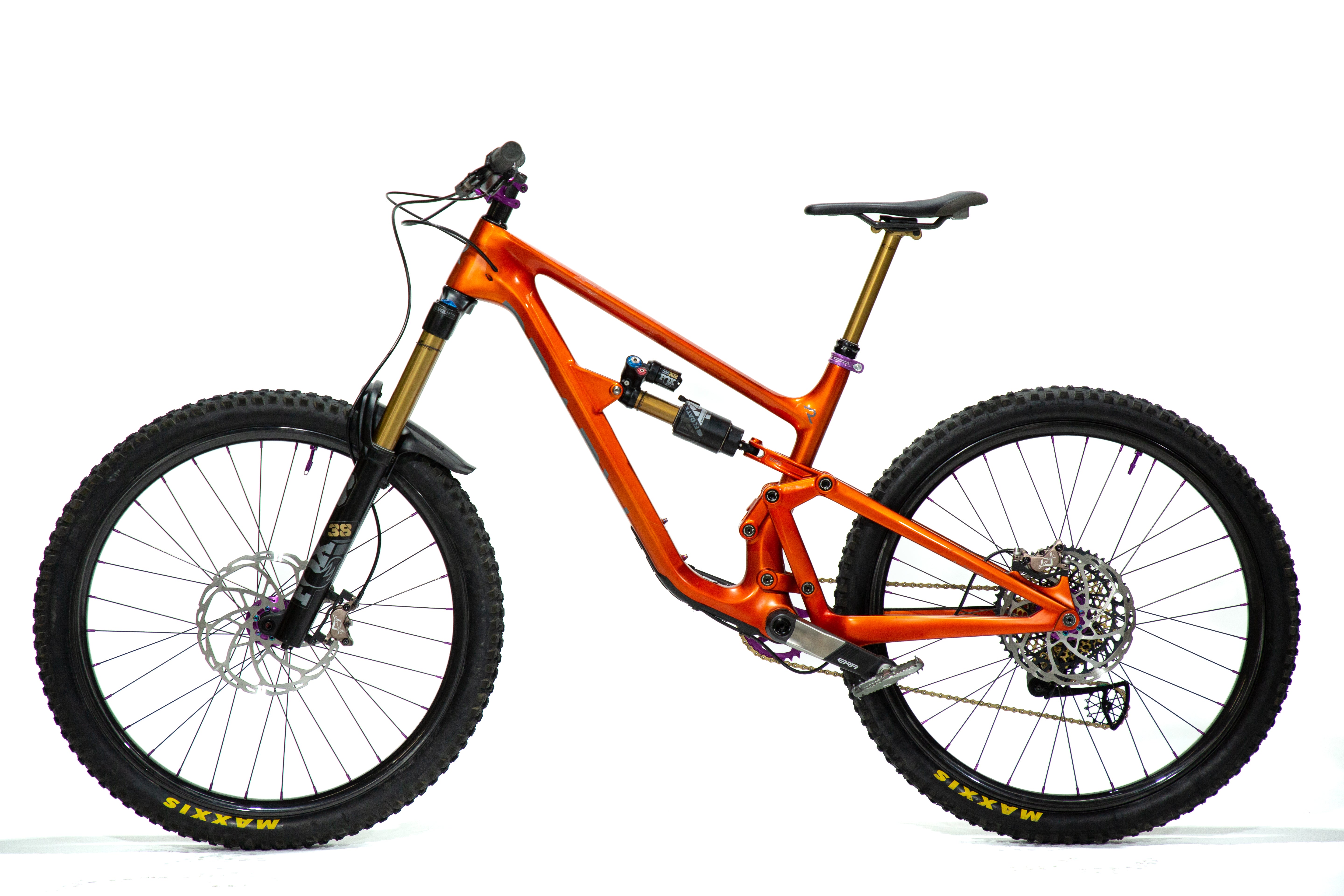 Bicicleta de Montaña Doble Supensión Revel Rail 27.5" Talla Medium (2023) Seminueva