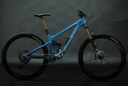 Bicicleta De Montaña Doble Suspensión Pivot Cycles Switchblade 29" Talla Medium (2023) Seminueva