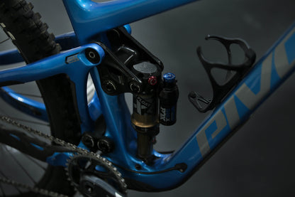 Bicicleta De Montaña Doble Suspensión Pivot Cycles Switchblade 29" Talla Medium (2023) Seminueva