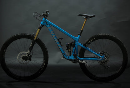 Bicicleta De Montaña Doble Suspensión Pivot Cycles Switchblade 29" Talla Medium (2023) Seminueva