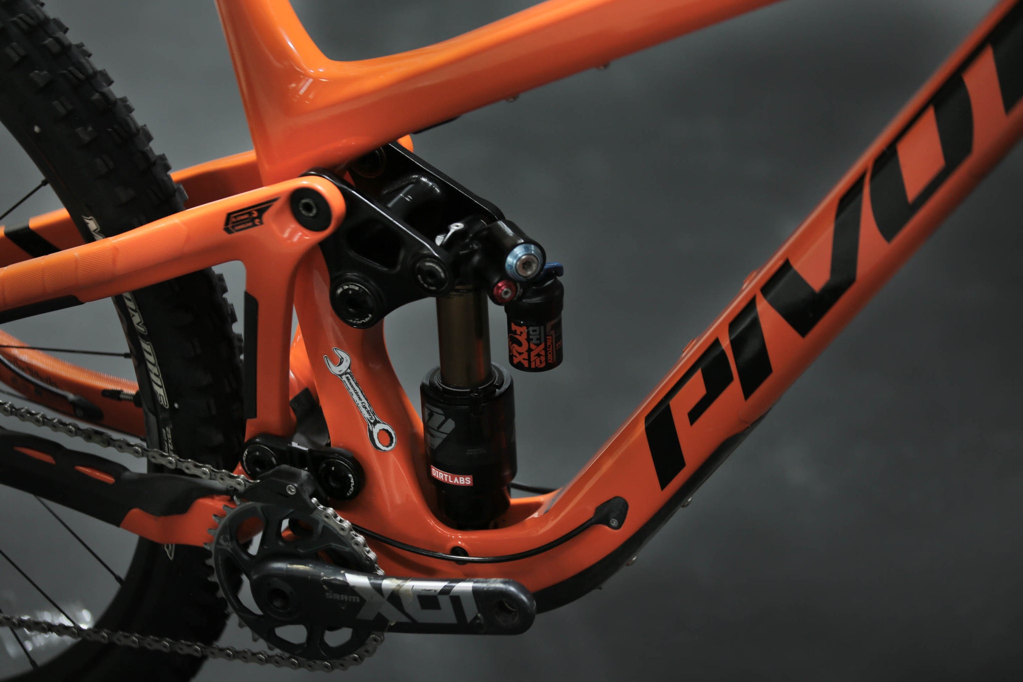 Bicicleta De Montaña Doble Suspensión Pivot Cycles Firebird 29" Talla Large (2022) Seminueva
