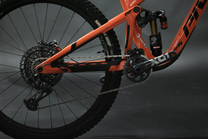 Bicicleta De Montaña Doble Suspensión Pivot Cycles Firebird 29" Talla Large (2022) Seminueva