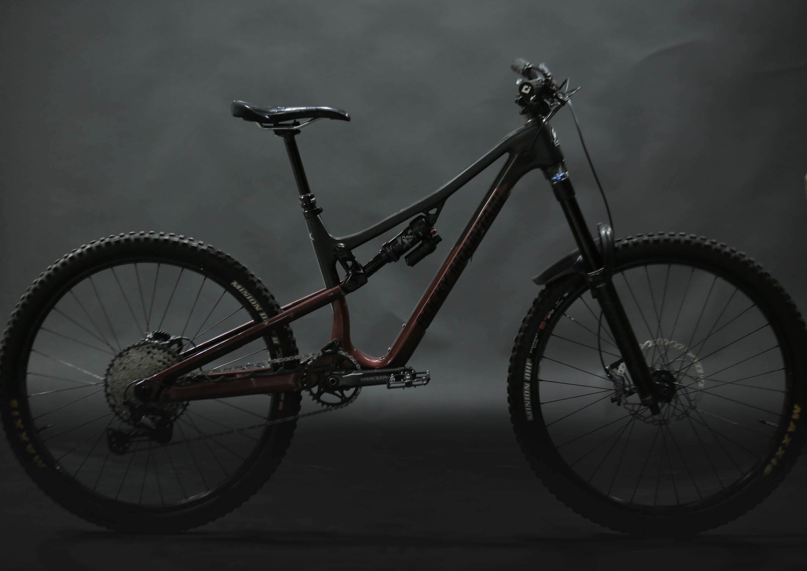 Bicicleta de Montaña Doble Supensión Rocky Mountain Altitude C50 27.5" Talla Small (2024) Seminueva