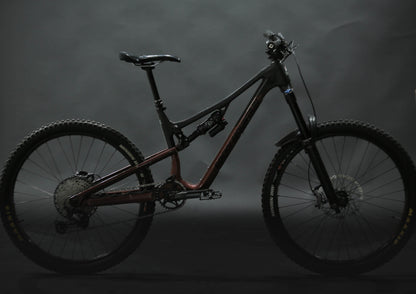 Bicicleta de Montaña Doble Supensión Rocky Mountain Altitude C50 27.5" Talla Small (2024) Seminueva