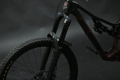 Bicicleta de Montaña Doble Supensión Rocky Mountain Altitude C50 27.5" Talla Small (2024) Seminueva