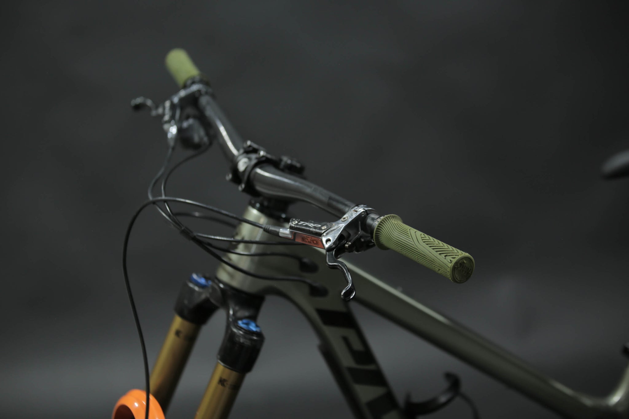 Bicicleta De Montaña Doble Suspensión Pivot Cycles Firebird 29" Talla Small (2023) Seminueva