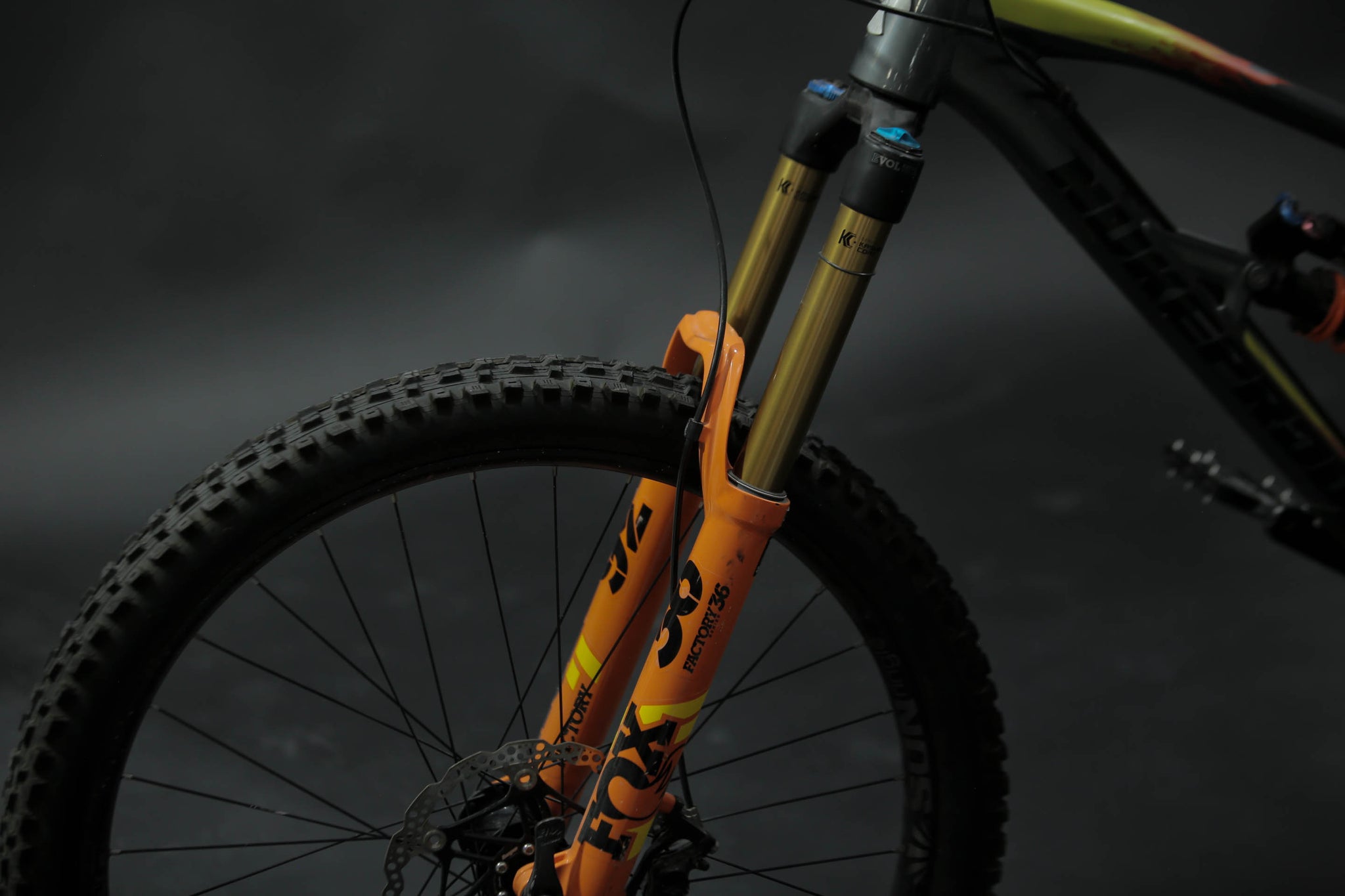 Bicicleta De Montaña Doble Suspension Nukeproof Mega 27.5" Talla Medium (2020) Seminueva
