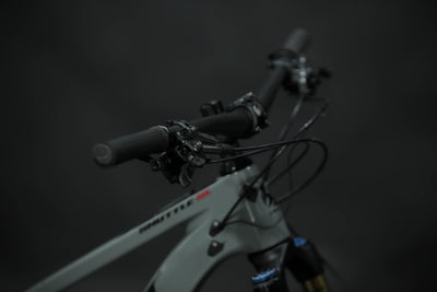 Bicicleta de Montaña Asistida Doble Suspensión Pivot Cycles Shuttle SL 29" Talla Medium (2022) Seminueva