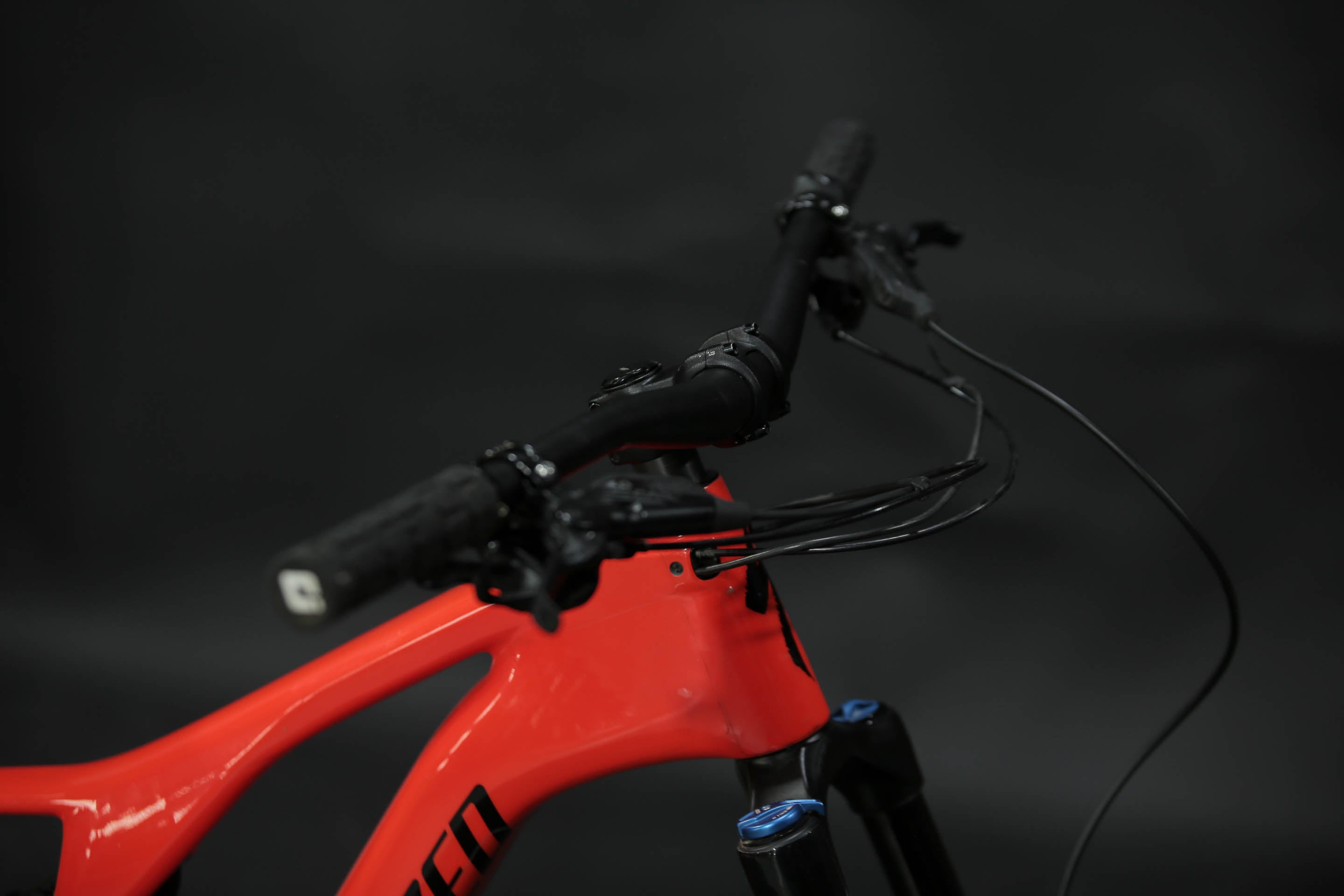 Bicicleta de Montaña Asistida Doble Suspensión Specialized Turbo Levo 29" Talla Large (2021) Seminueva