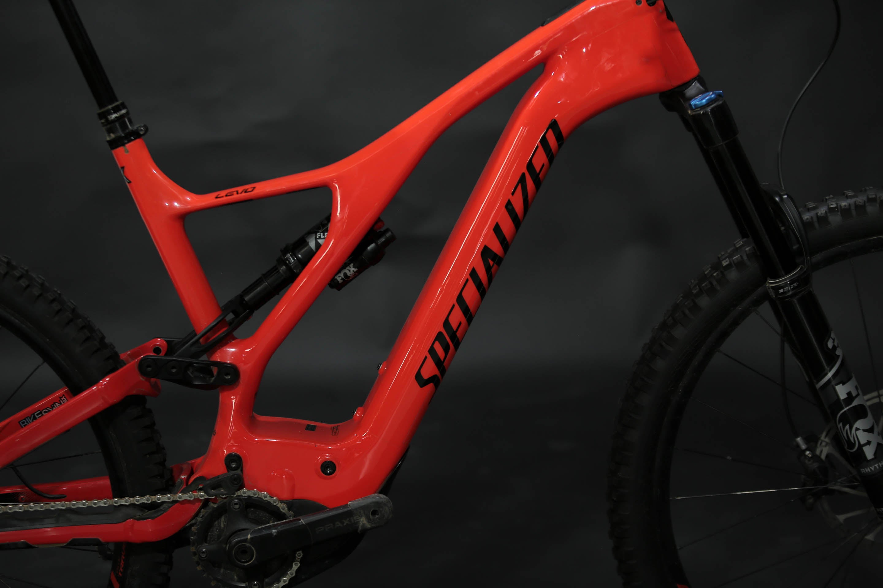 Bicicleta de Montaña Asistida Doble Suspensión Specialized Turbo Levo 29" Talla Large (2021) Seminueva