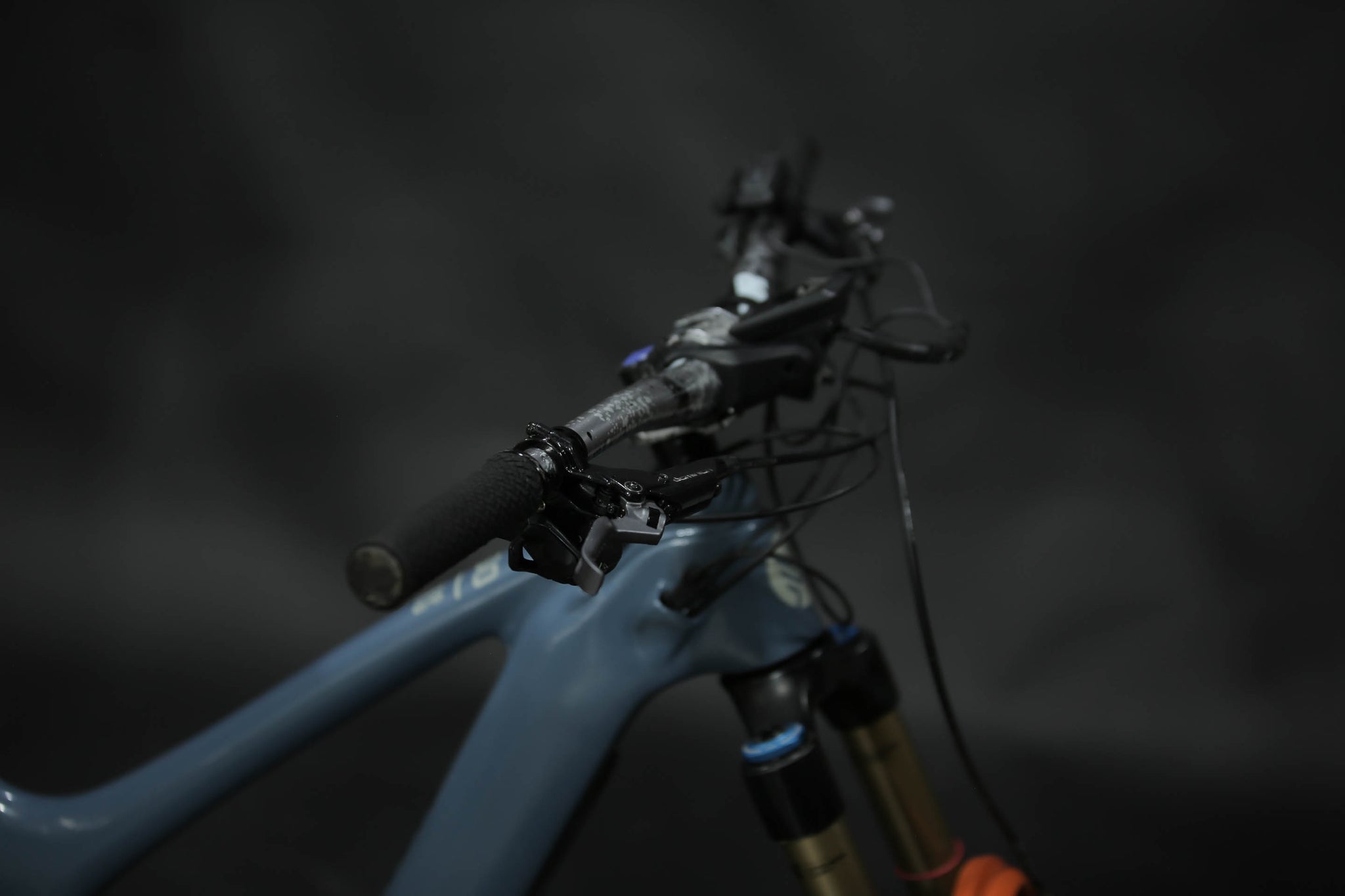 Bicicleta de Montaña Asistida Doble Suspensión Ibis Oso 29/27.5" Talla Medium (2022) Seminueva