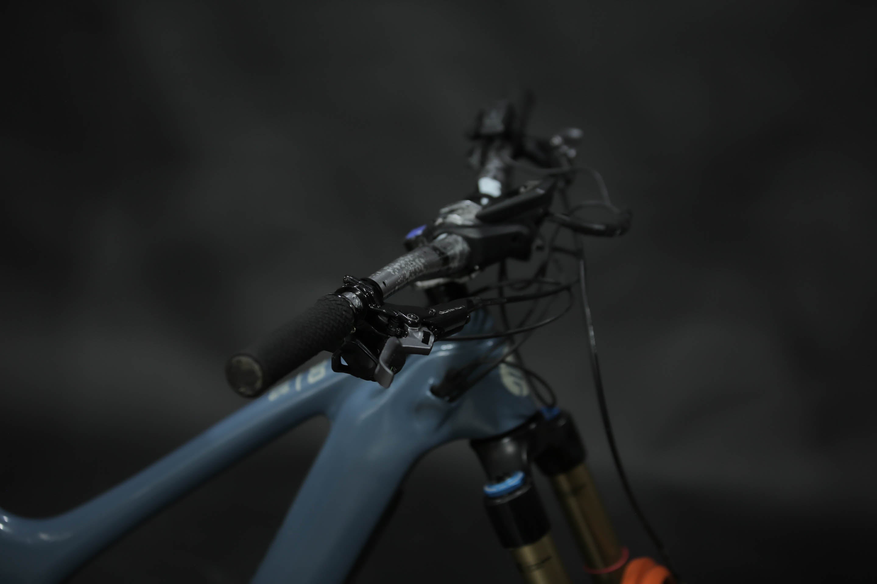 Bicicleta de Montaña Asistida Doble Suspensión Ibis Oso 29/27.5" Talla Medium (2022) Seminueva