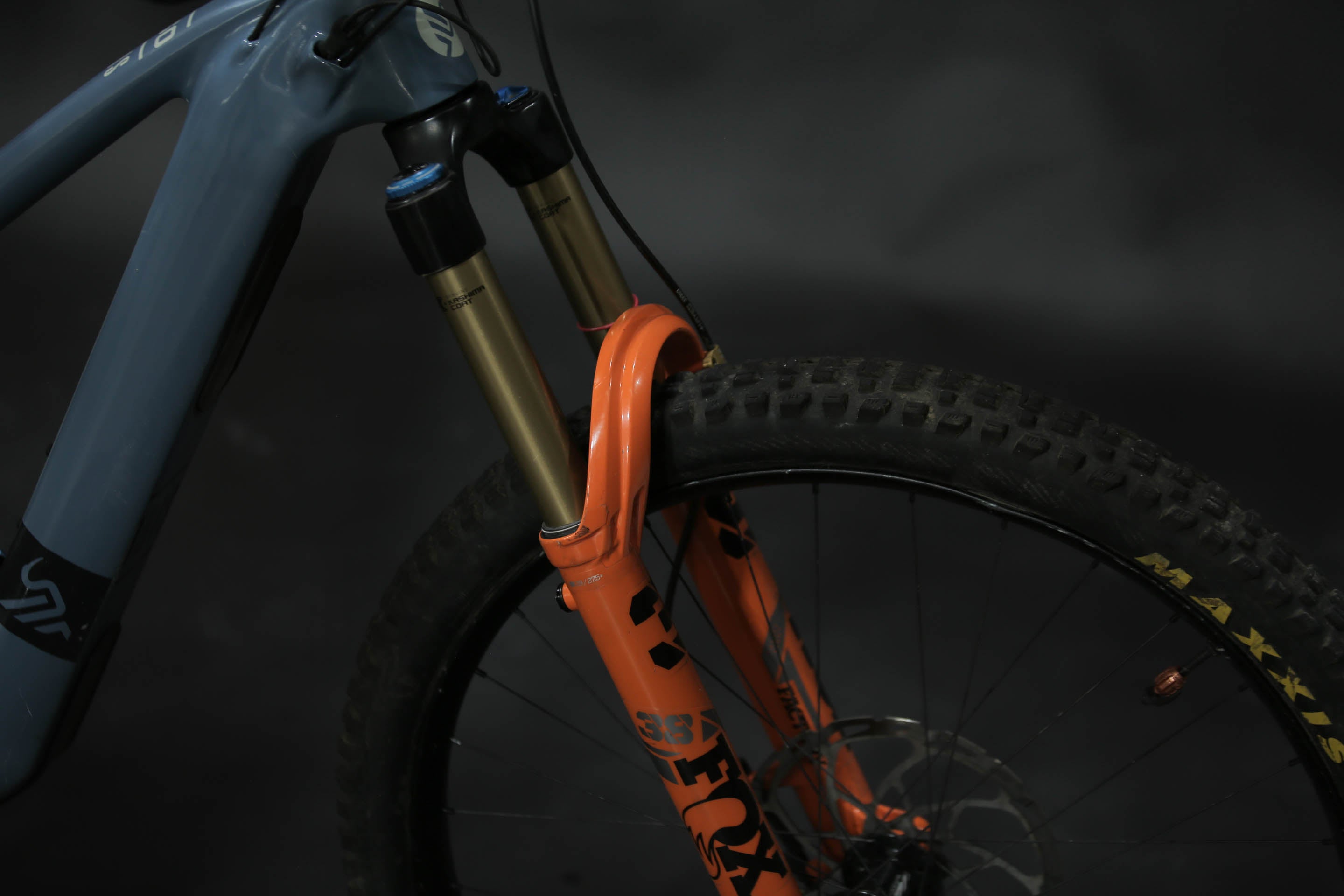 Bicicleta de Montaña Asistida Doble Suspensión Ibis Oso 29/27.5" Talla Medium (2022) Seminueva