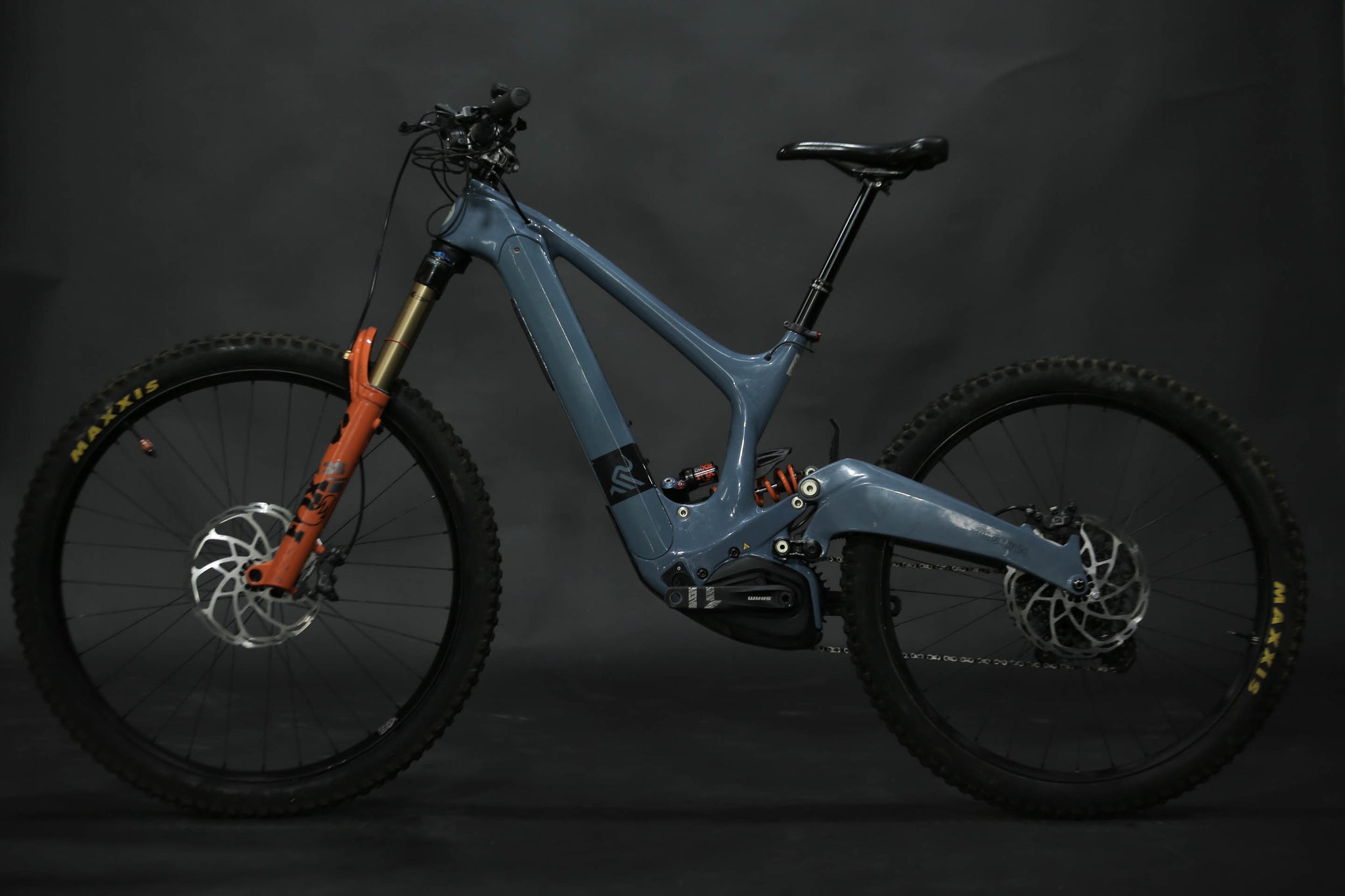 Bicicleta de Montaña Asistida Doble Suspensión Ibis Oso 29/27.5" Talla Medium (2022) Seminueva