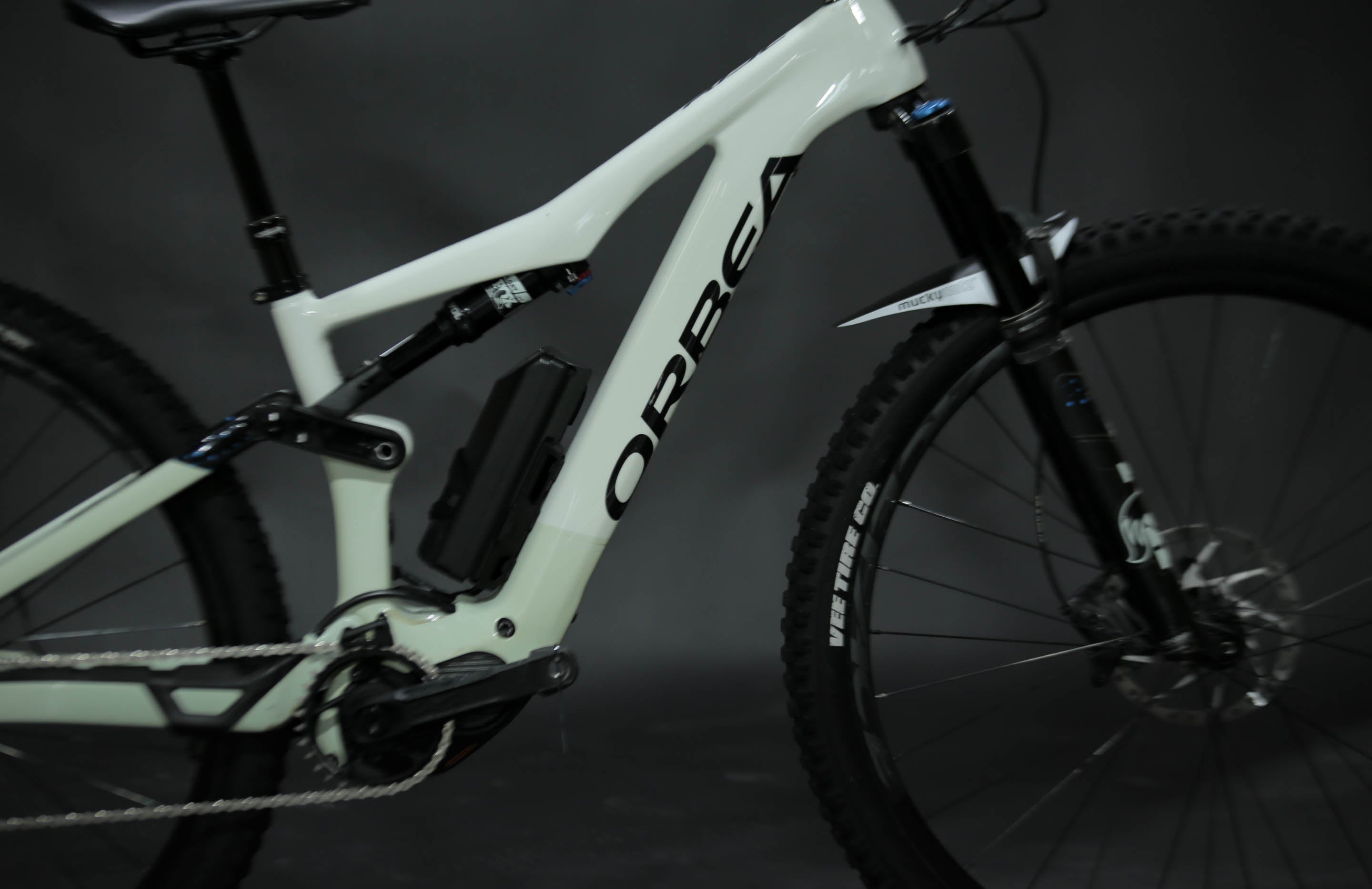 Bicicleta de Montaña Asistida Doble Suspensión Orbea Rise M20 29" Talla Small (2021) Seminueva
