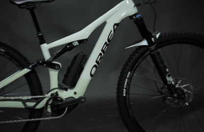 Bicicleta de Montaña Asistida Doble Suspensión Orbea Rise M20 29" Talla Small (2021) Seminueva