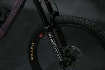 Bicicleta de Montaña Doble Supensión Santa Cruz Megatower CC 29" Talla Large (2024) Seminueva