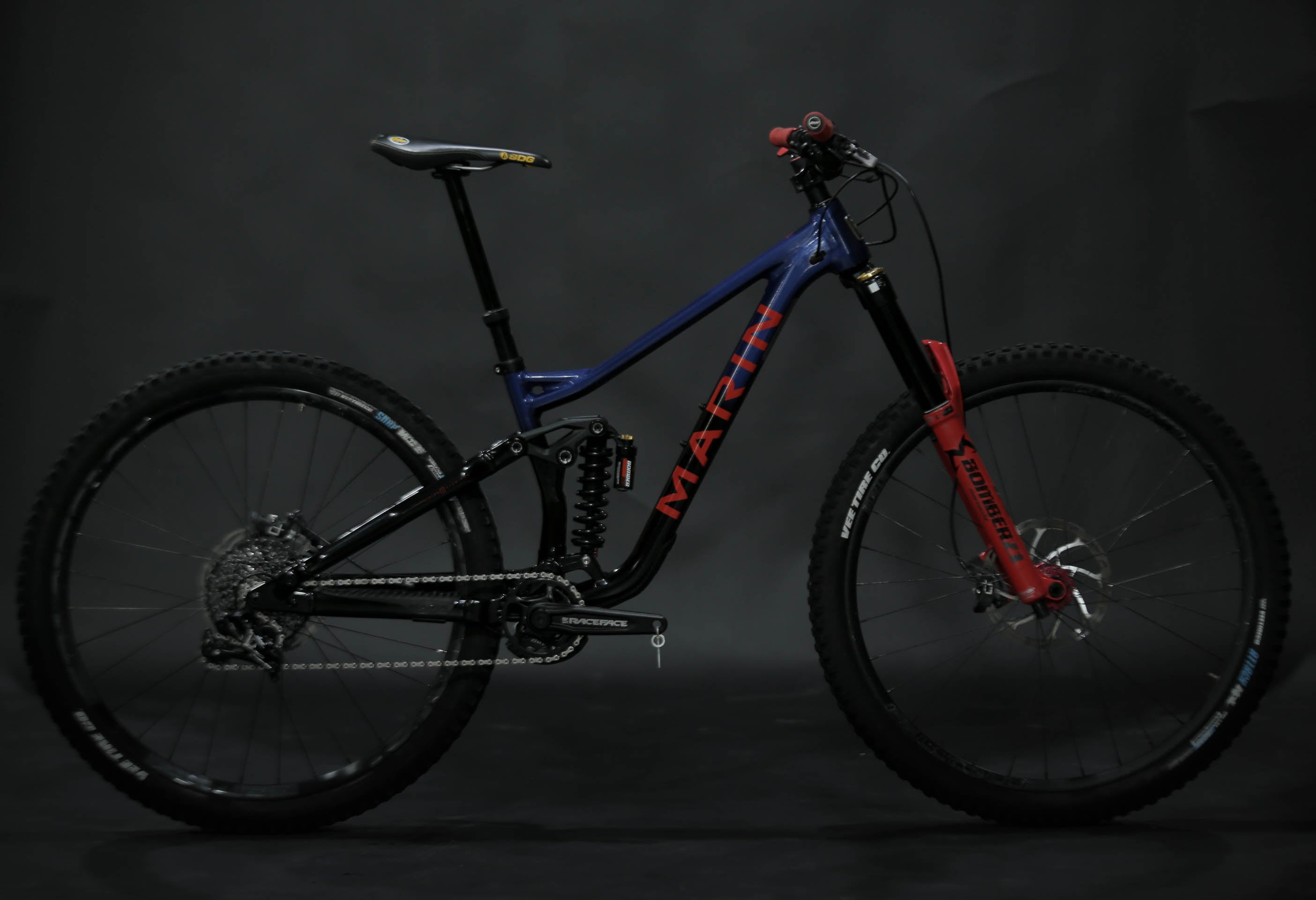 Bicicleta de Montaña Doble Suspensión Marin Bikes Alpine Trail XR 29" Talla Small (2024) Seminueva