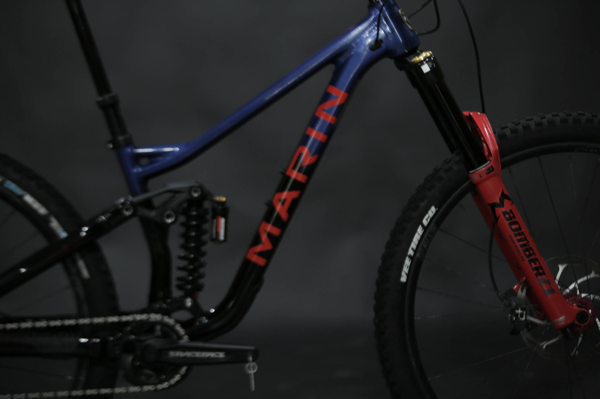 Bicicleta de Montaña Doble Suspensión Marin Bikes Alpine Trail XR 29" Talla Small (2024) Seminueva