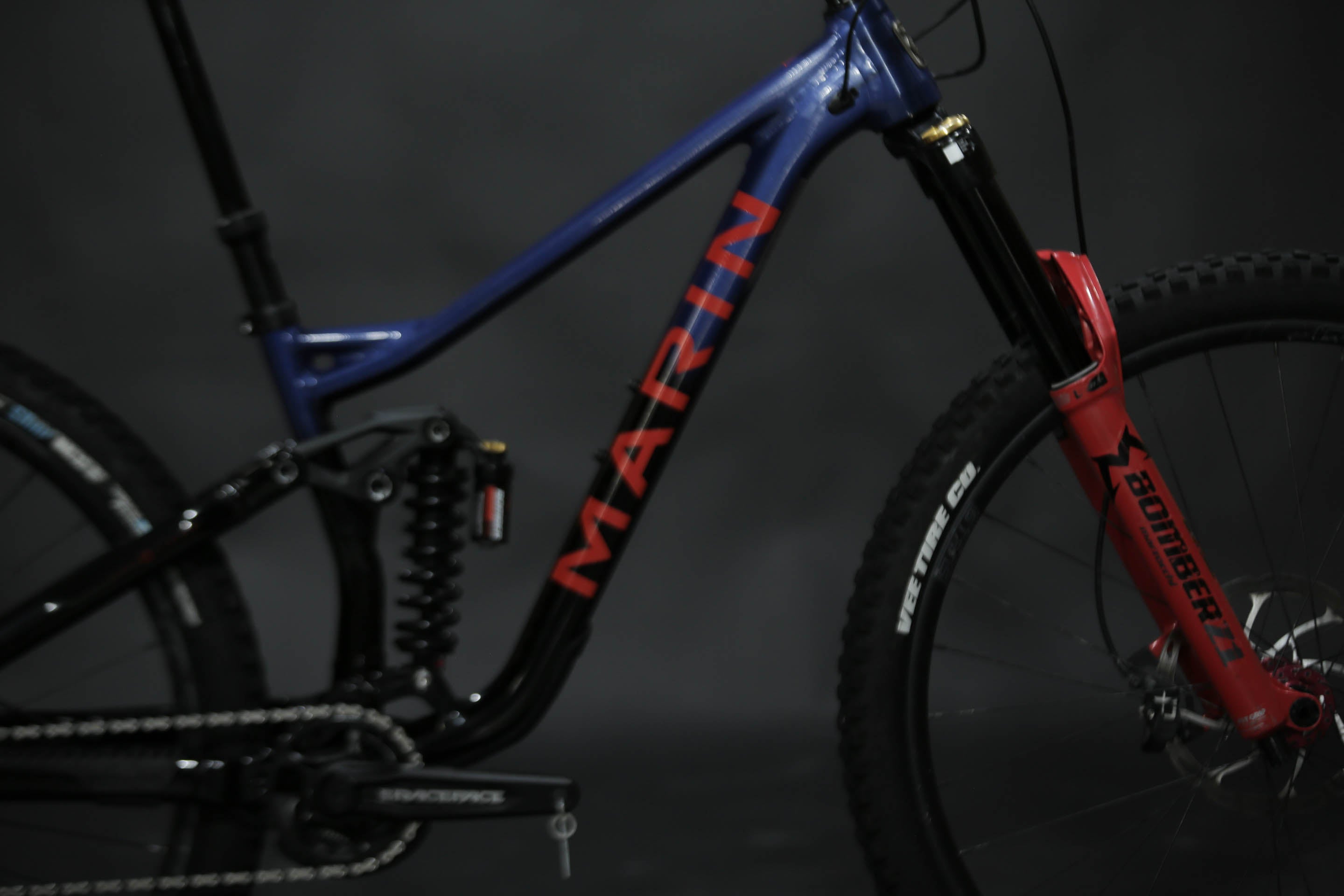 Bicicleta de Montaña Doble Suspensión Marin Bikes Alpine Trail XR 29" Talla Small (2024) Seminueva
