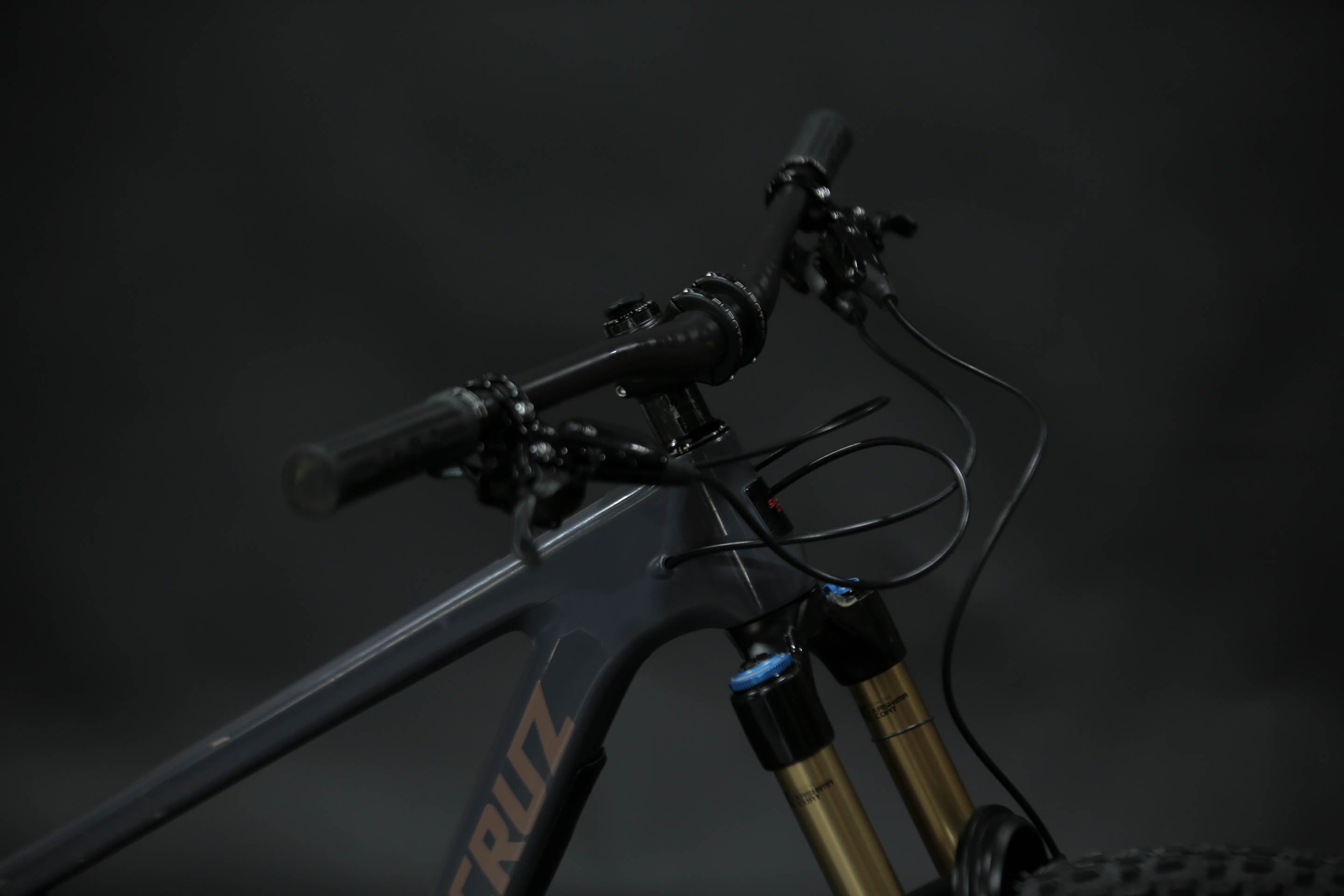 Bicicleta de Montaña Doble Supensión Santa Cruz Megatower CC 29" Talla Medium (2024) Seminueva