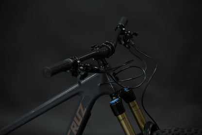 Bicicleta de Montaña Doble Supensión Santa Cruz Megatower CC 29" Talla Medium (2024) Seminueva