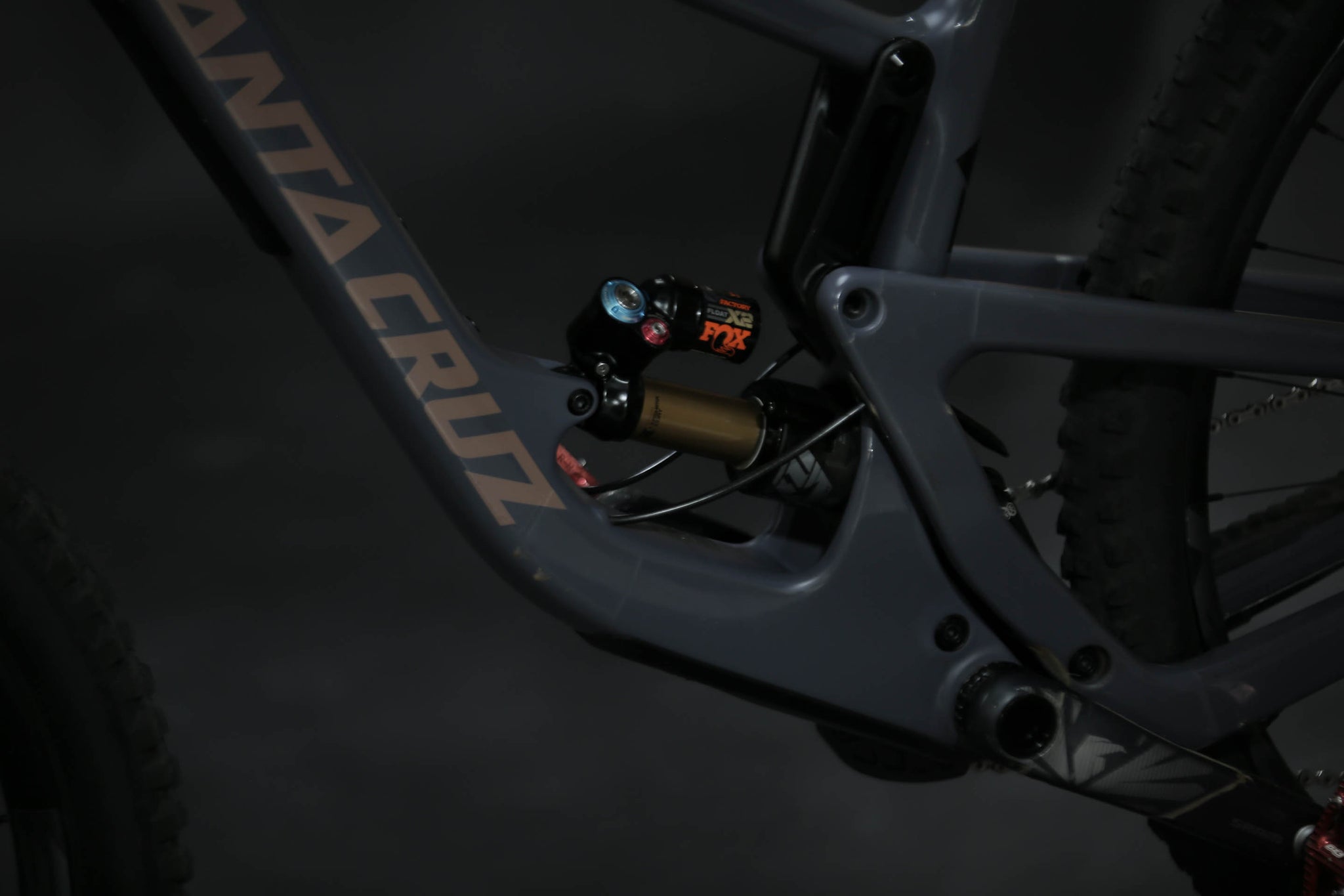 Bicicleta de Montaña Doble Supensión Santa Cruz Megatower CC 29" Talla Medium (2024) Seminueva