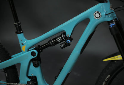Bicicleta de Montaña Doble Supensión Yeti Cycles SB140 27.5" Talla Small (2021) Seminueva