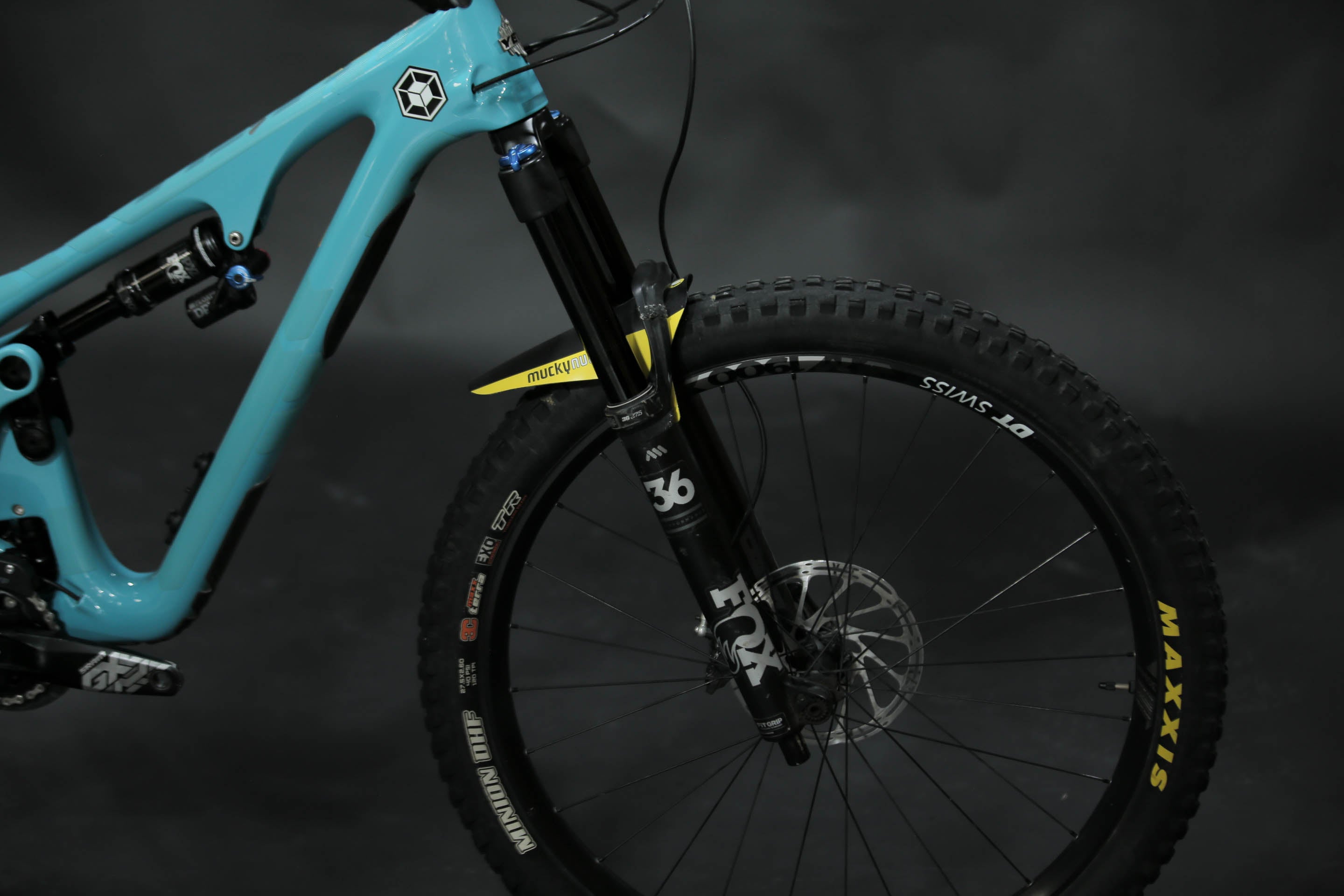 Bicicleta de Montaña Doble Supensión Yeti Cycles SB140 27.5" Talla Small (2021) Seminueva