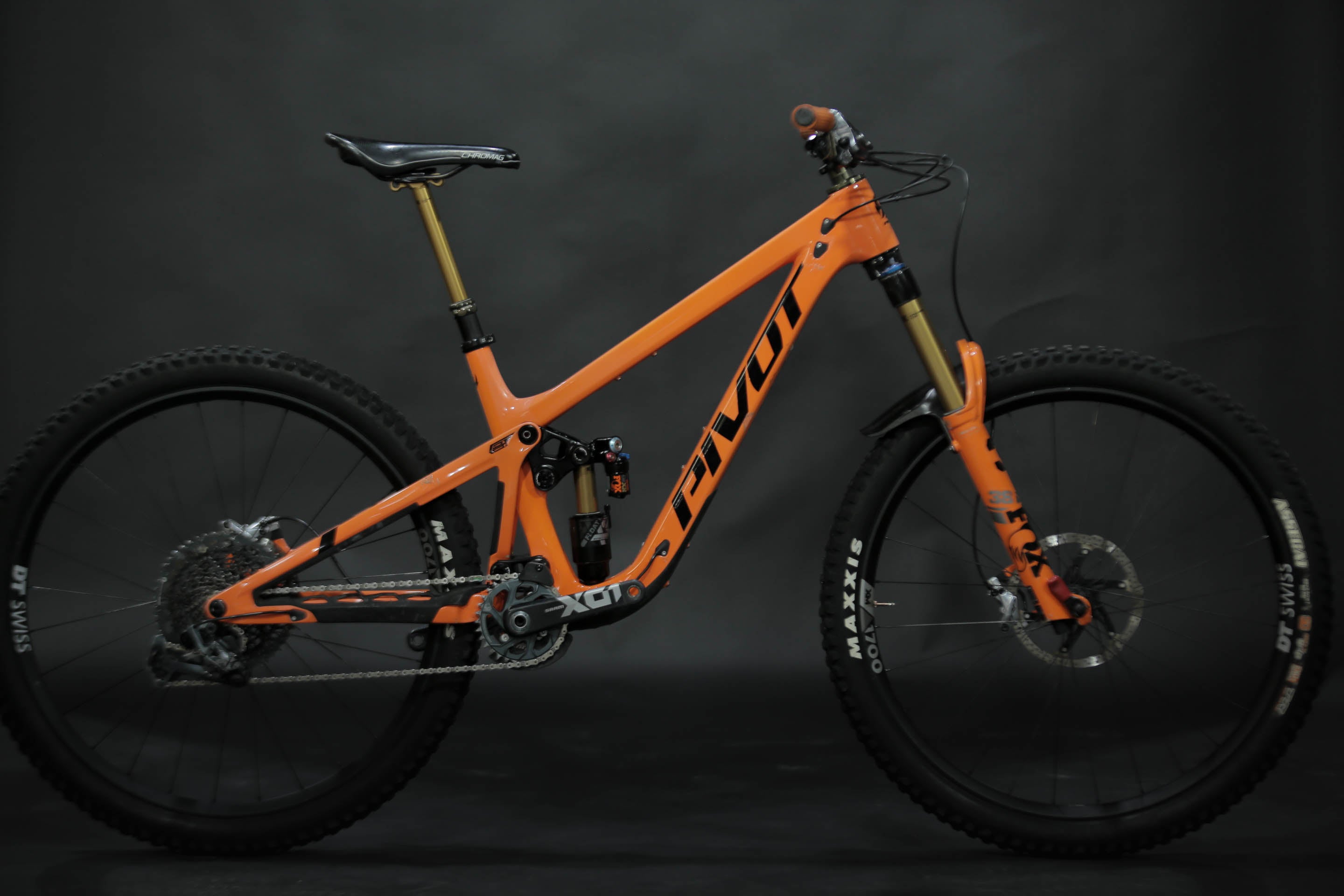 Bicicleta De Montaña Doble Suspensión Pivot Cycles Firebird 29" Talla Medium (2022) Seminueva