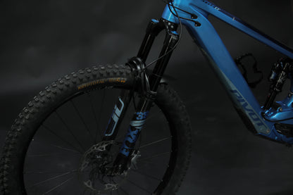 Bicicleta de Montaña Asistida Doble Suspensión Pivot Cycles Shuttle LT 29" Talla Large (2023) Seminueva