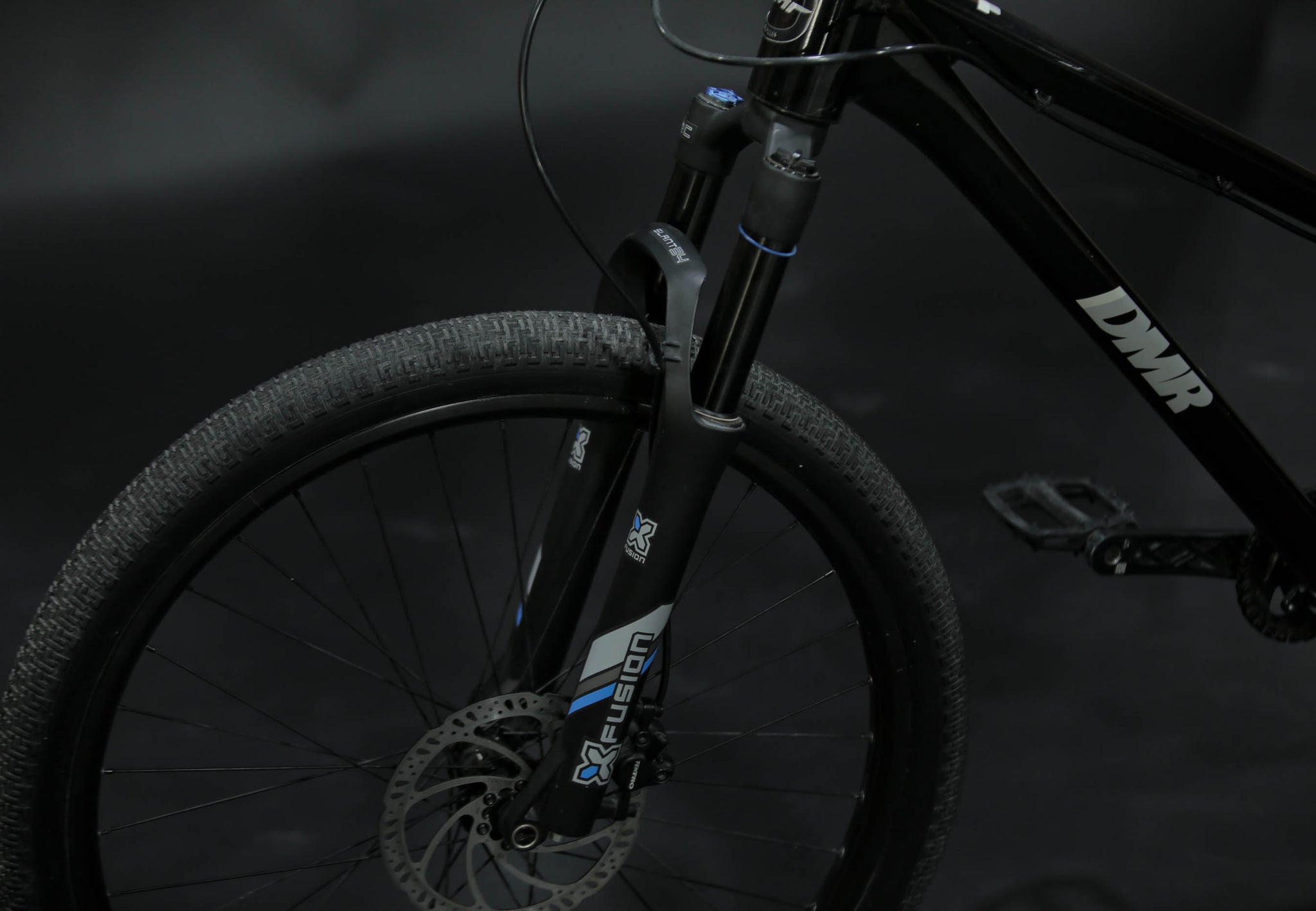 Bicicleta de ciudad Dirt Jump DMR Rhythm Pro Talla Regular Rodado 26" (2022) Seminueva