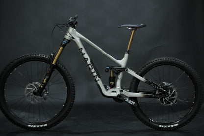 Bicicleta de Montaña Doble Suspensión Marin Bikes Alpine Trail XR 29" Talla Medium (2024) Seminueva