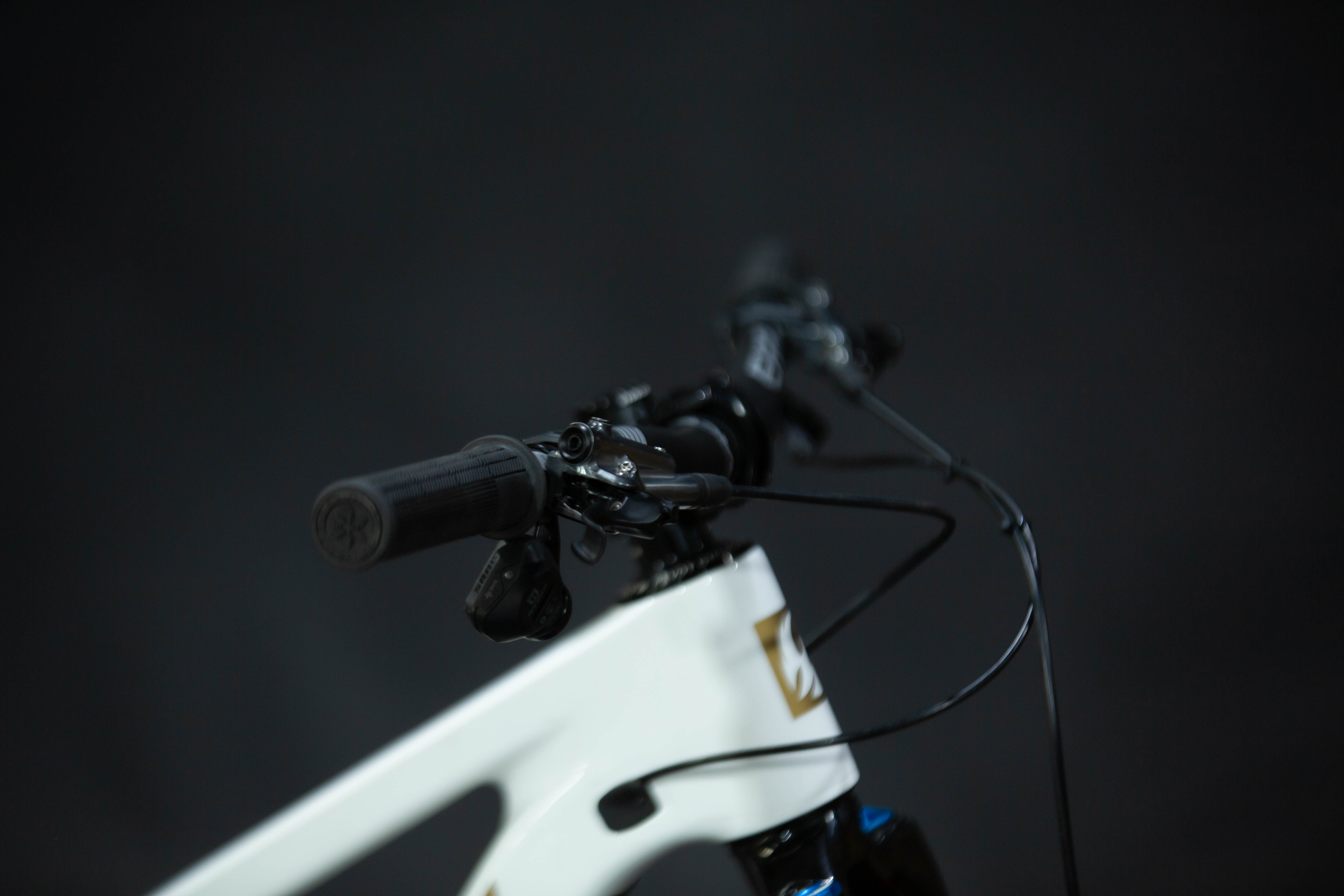 Bicicleta De Montaña Doble Suspensión Pivot Cycles Firebird 29" Talla Medium (2025) Seminueva