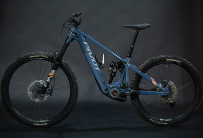 Bicicleta de Montaña Asistida Doble Suspensión Pivot Cycles Shuttle LT 29/27.5" Talla Small (2025) Seminueva