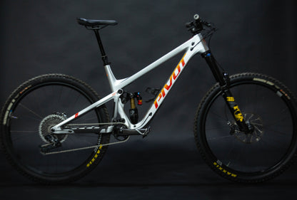 Bicicleta De Montaña Doble Suspensión Pivot Cycles Firebird 29" Talla X-Large (2024) Seminueva