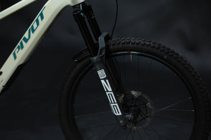 Bicicleta de Montaña Asistida Doble Suspensión Pivot Cycles Shuttle AM 29" Talla X-Large (2024) Seminueva